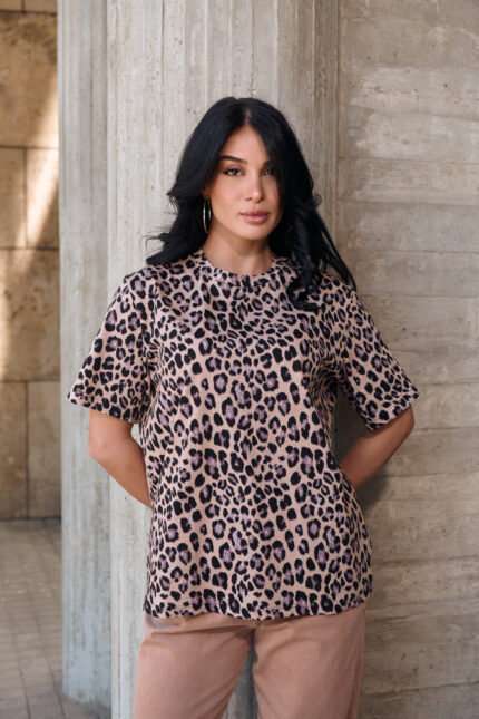 Μπλούζα κοντομάνικη σε animal print αποχρώσεις